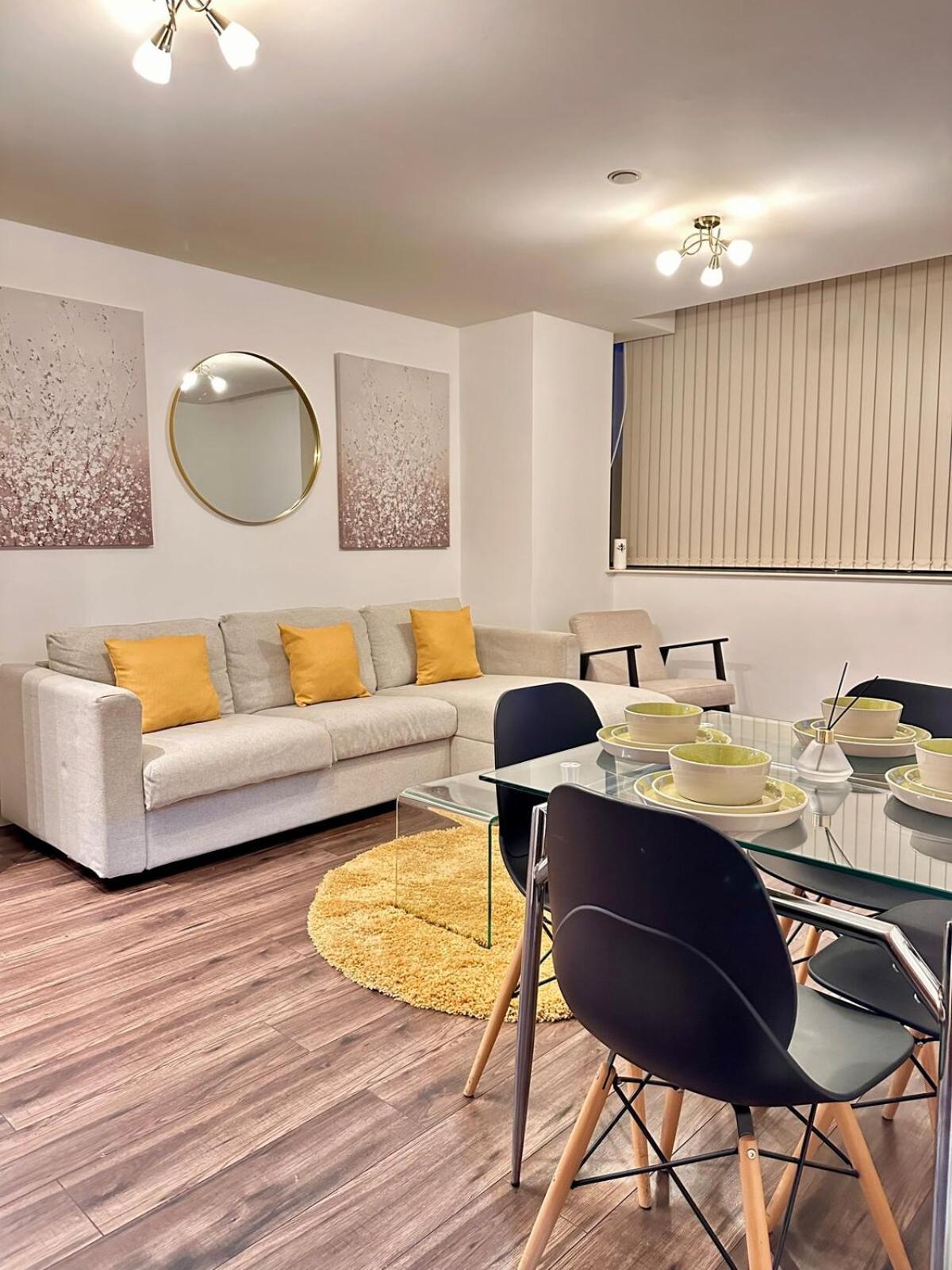 One-Bedroom Apartment