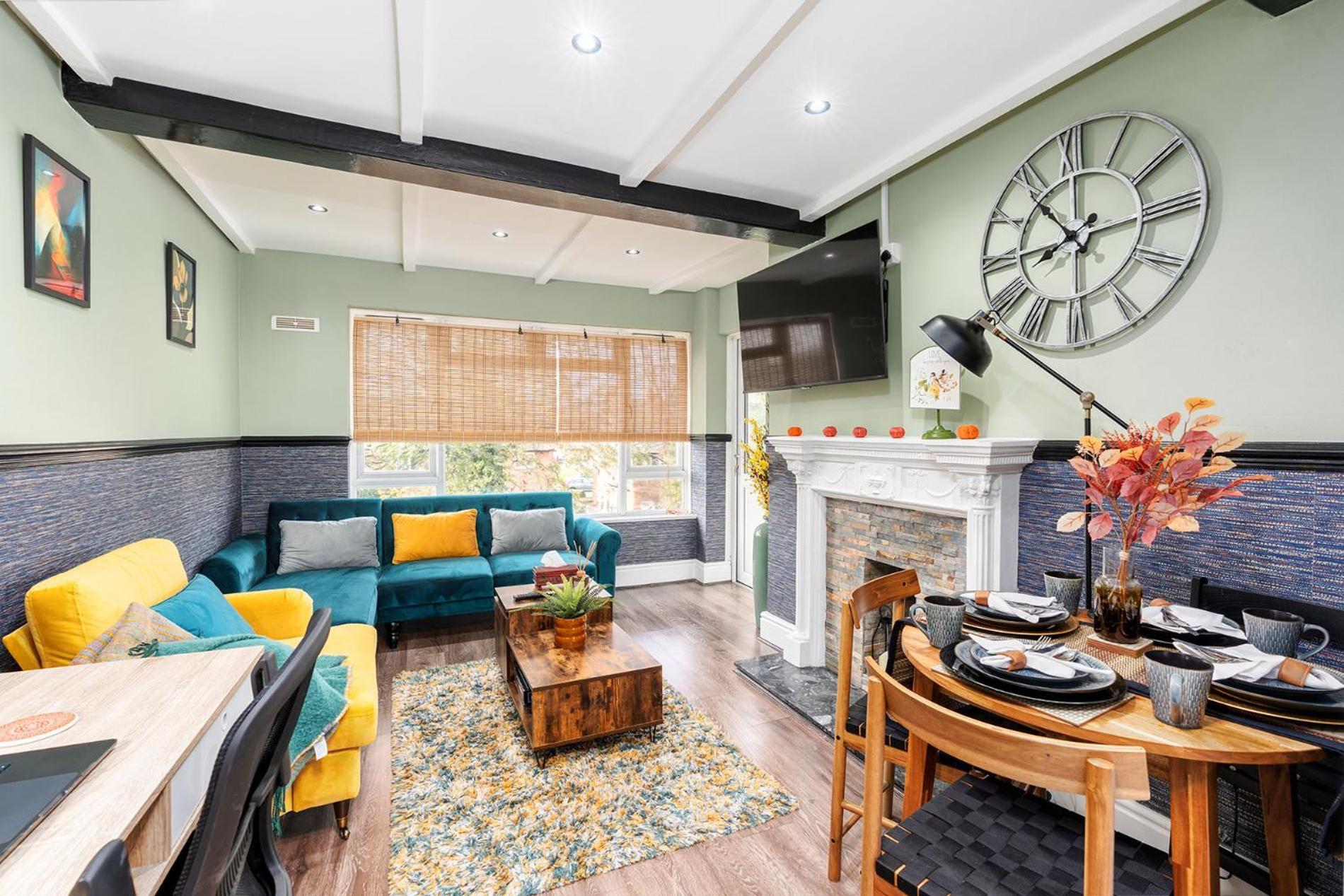Three-Bedroom Apartment with Balcony