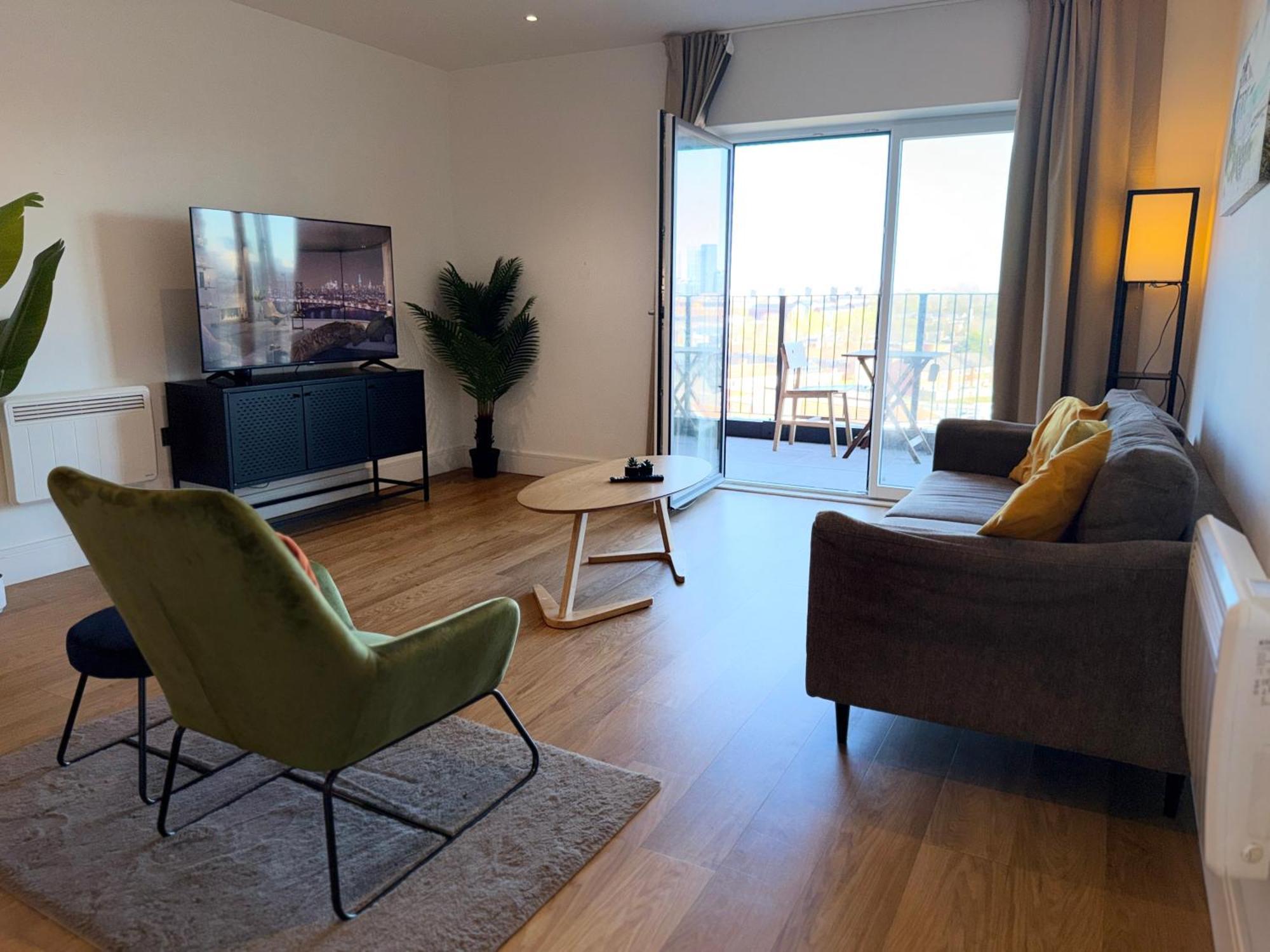 One-Bedroom Apartment