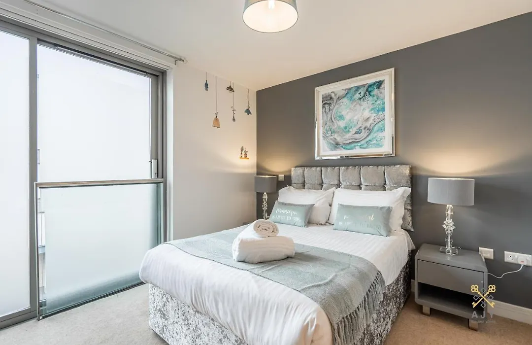 Ajy Birmingham City Centre Viva Apartment-1