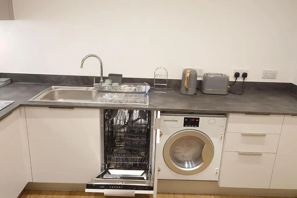 1 Bedroom Jewellery Quarter Apartment-1