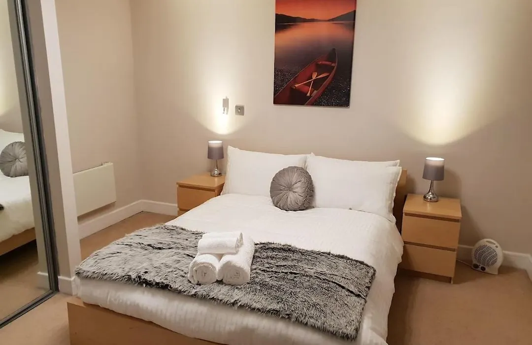 Birmingham Amethyst 3Bedroom Apartment City Centre-1