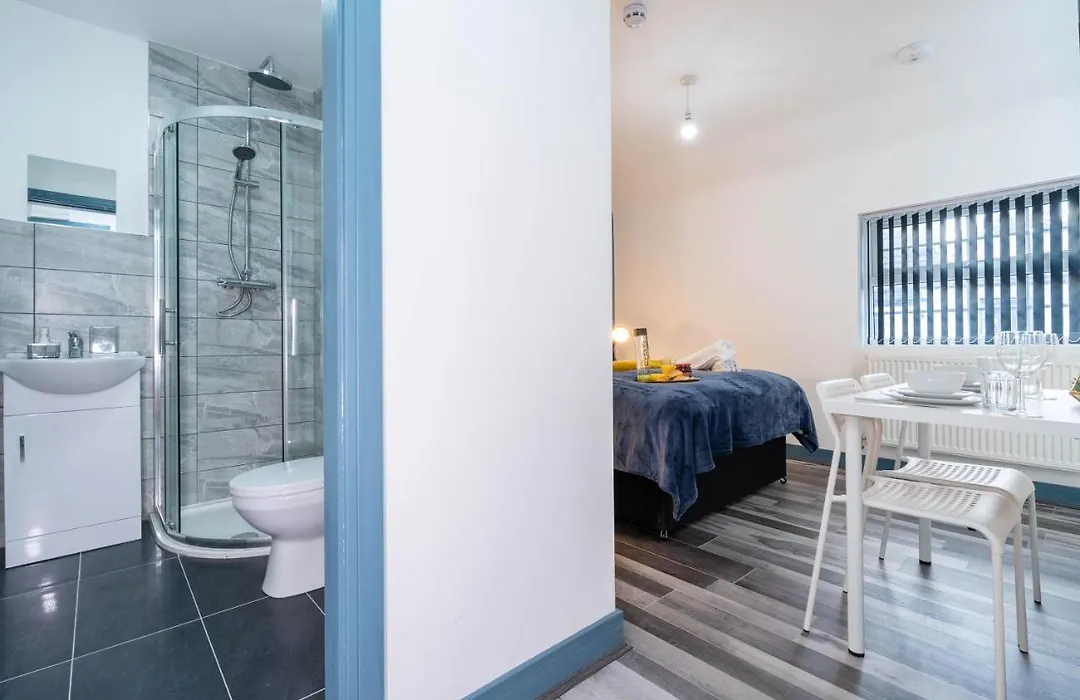 Sky Rooms One Bedroom Modern Studio Apartment 6-1