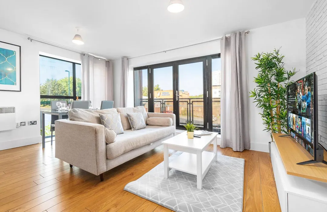 Stylish Birmingham City Centre - 2 Bed - Secure Parking - 5Ac-1