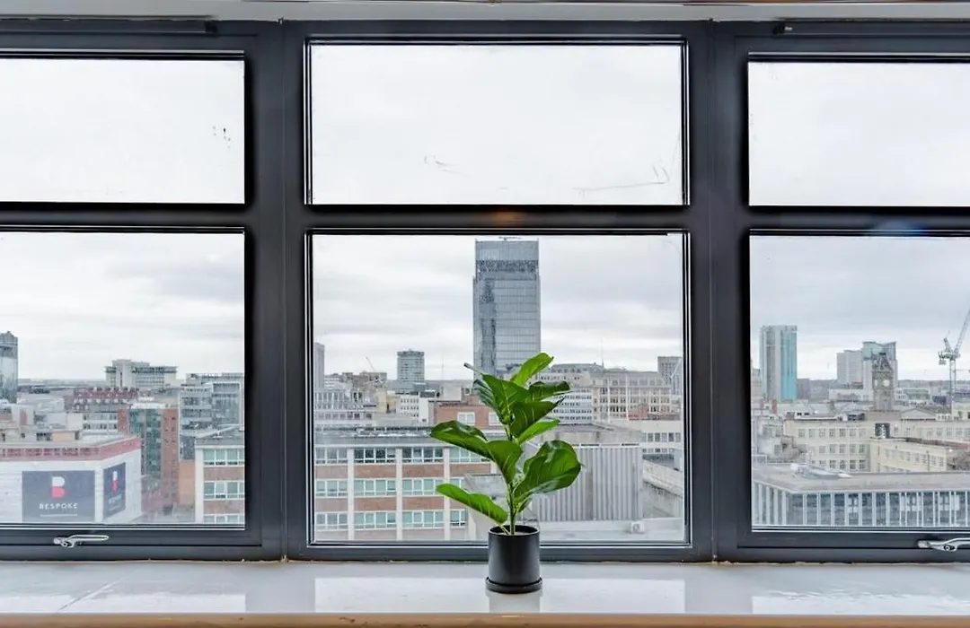 City Skyline View Studio Apartment - Birmingham Central-1