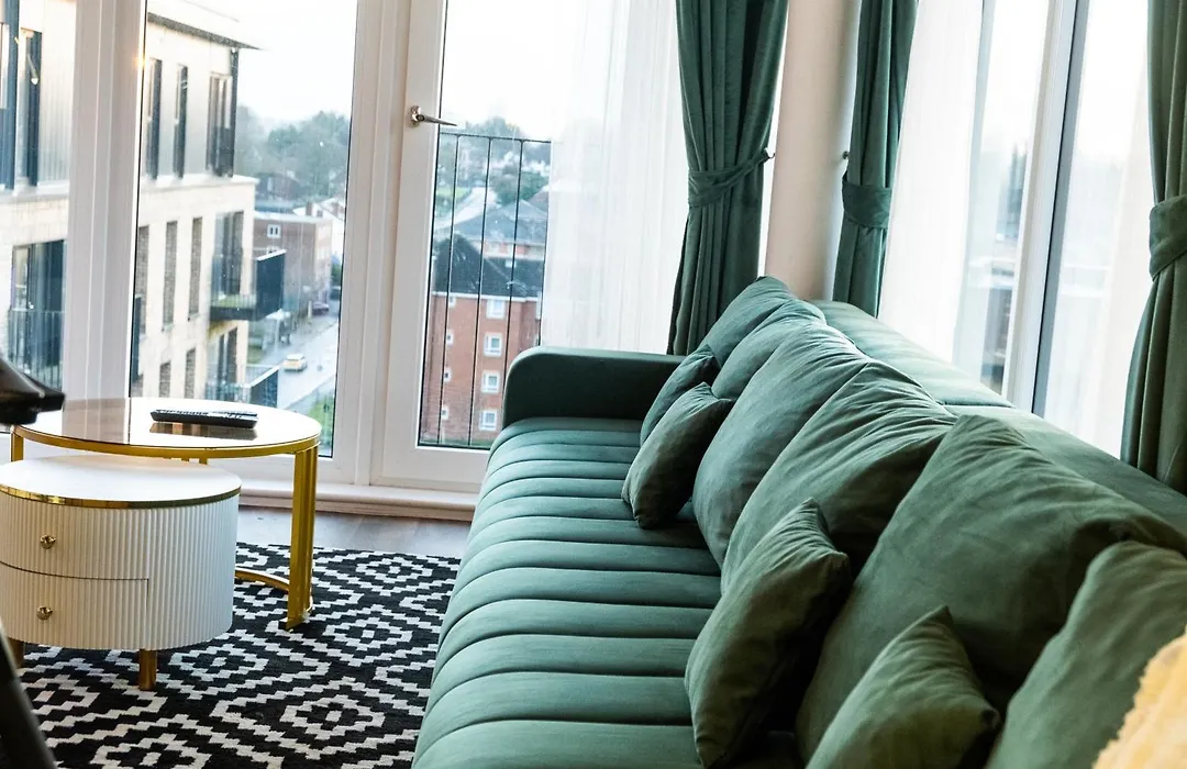 Birmingham City Centre Luxury Apartment-1
