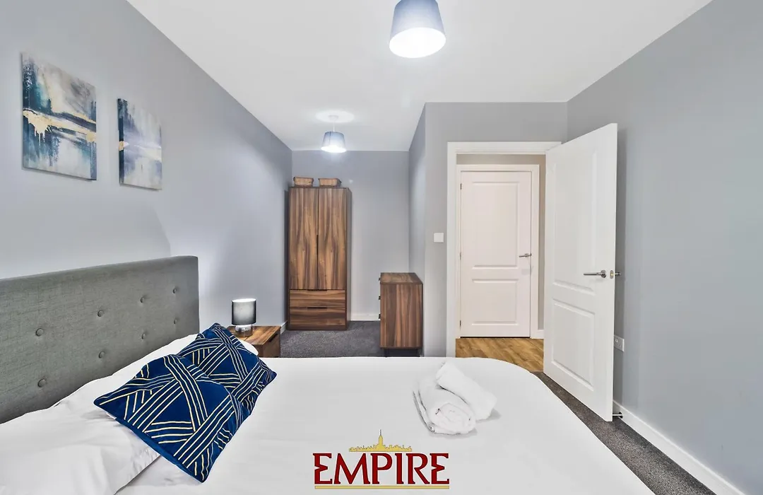1 Bedroom Birmingham City Centre Apartment-1