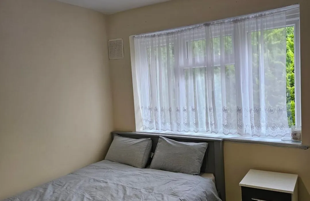Linday'S Flat 2 Bedroom House-1