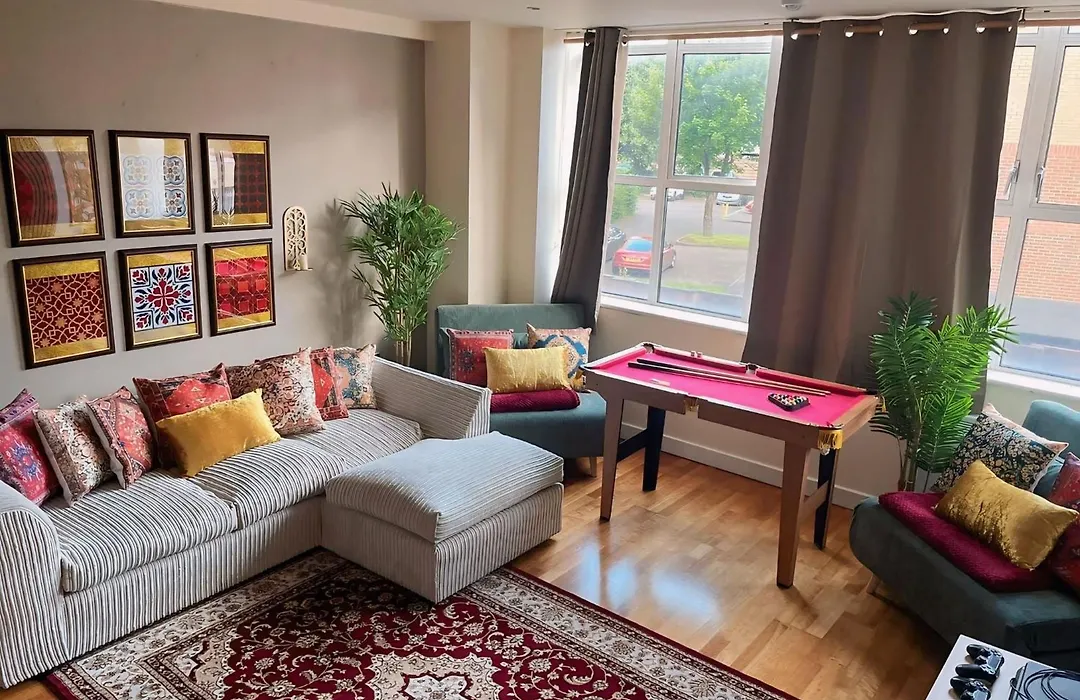 Moroccan Charm, Sleeps 8, Underground Parking-1