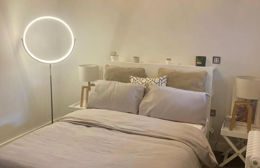 En-Suite, Stylish Double Bedroom-1