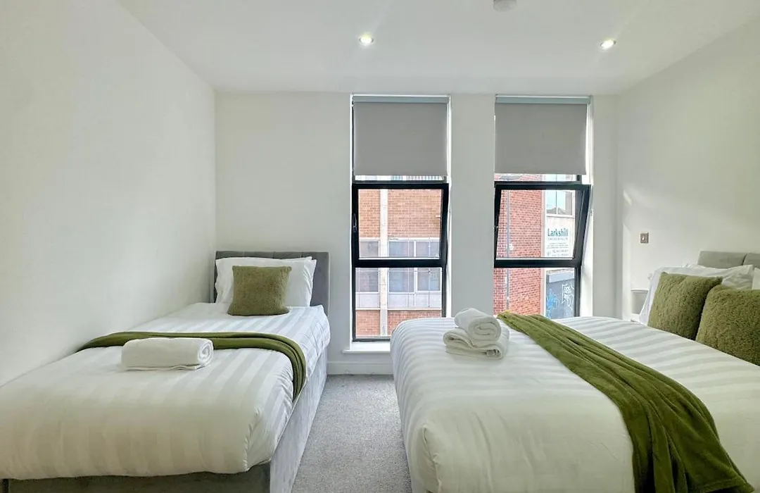 Luxury Apartment Located In City Centre-1