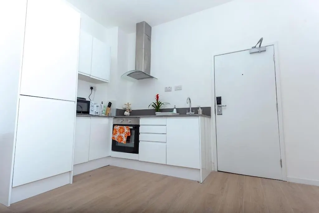Flat 403 One Bedroom Apartment-1