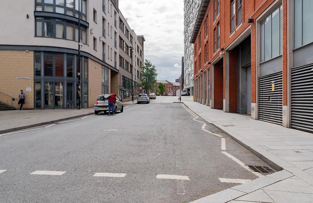 Apartment In Birmingham City Centre - Free Parking Underground-1