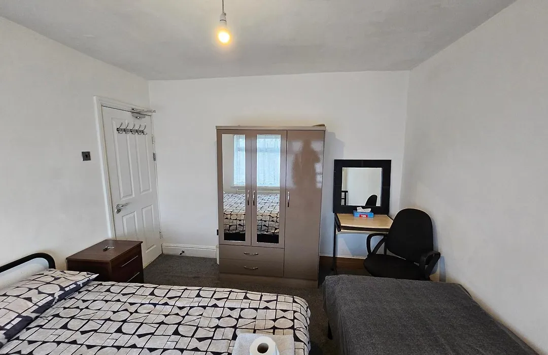 Monyhull Homestay - Near City Centre Kingsheath Nia Nec Bhx-1