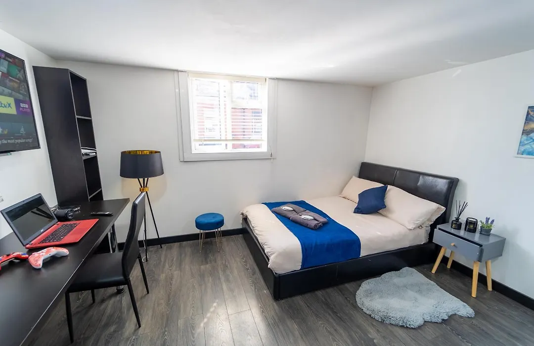 44 North Road Studios Near Qe And Uob-1