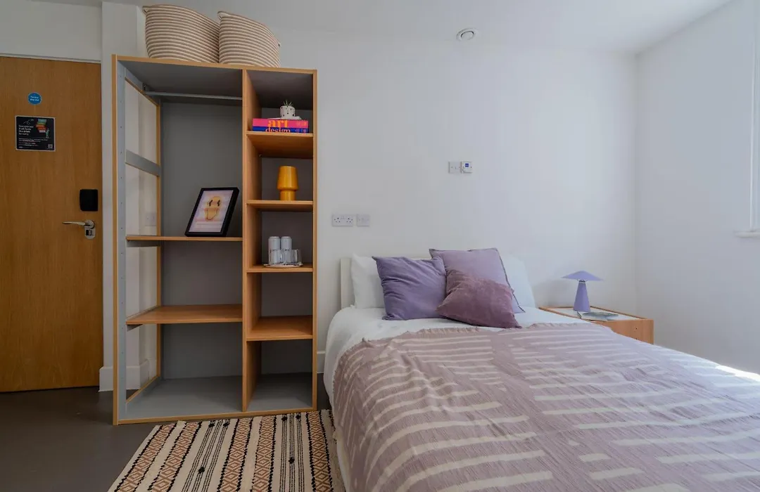 The Old Fire Station: Student Ensuite Rooms & Studios-1