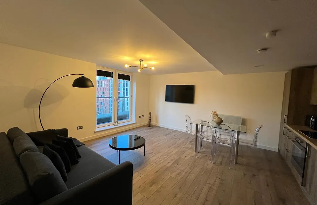 2 Bedroom Top Floor City View-1