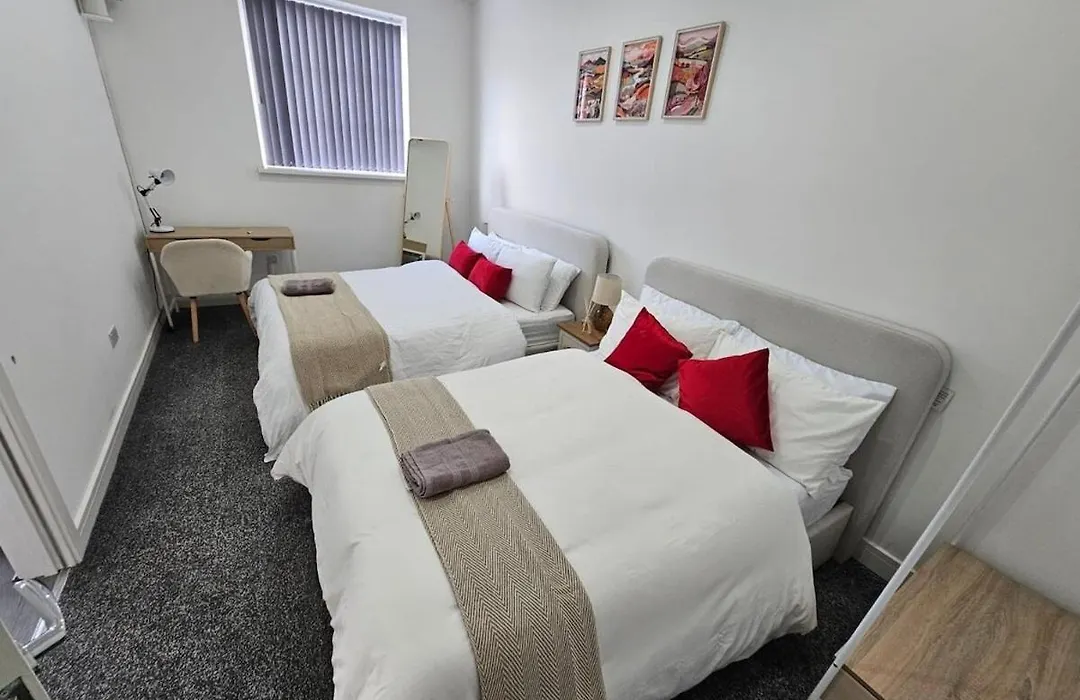 City Haven Near City Centre Free Parking-1