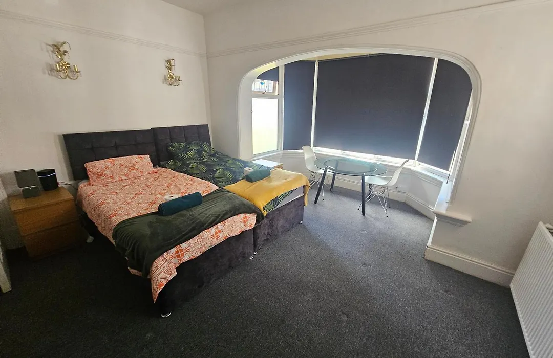 Devonshire House-1