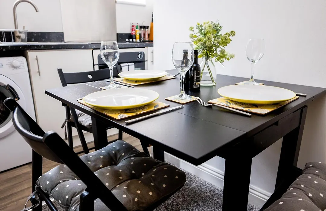 Amber Delightful Suite Moseley Mews, Birmingham By Stae-Homes-1
