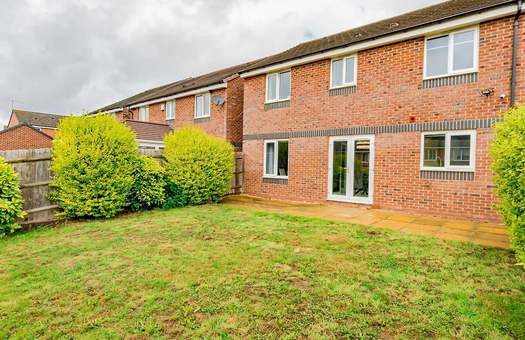 Three Bedroom Birmingham Stay Free Parking Perfect For Families Travellers Professionals M6-1
