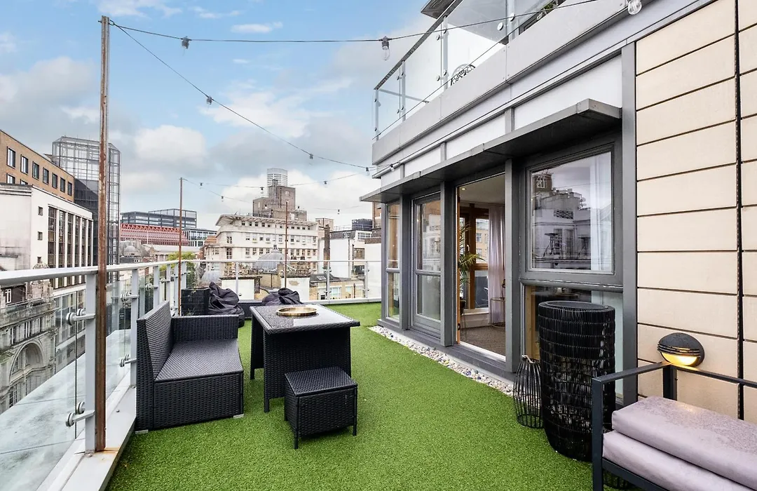 Penthouse Noir - Wyndale Living - Central Bham 2Br-1