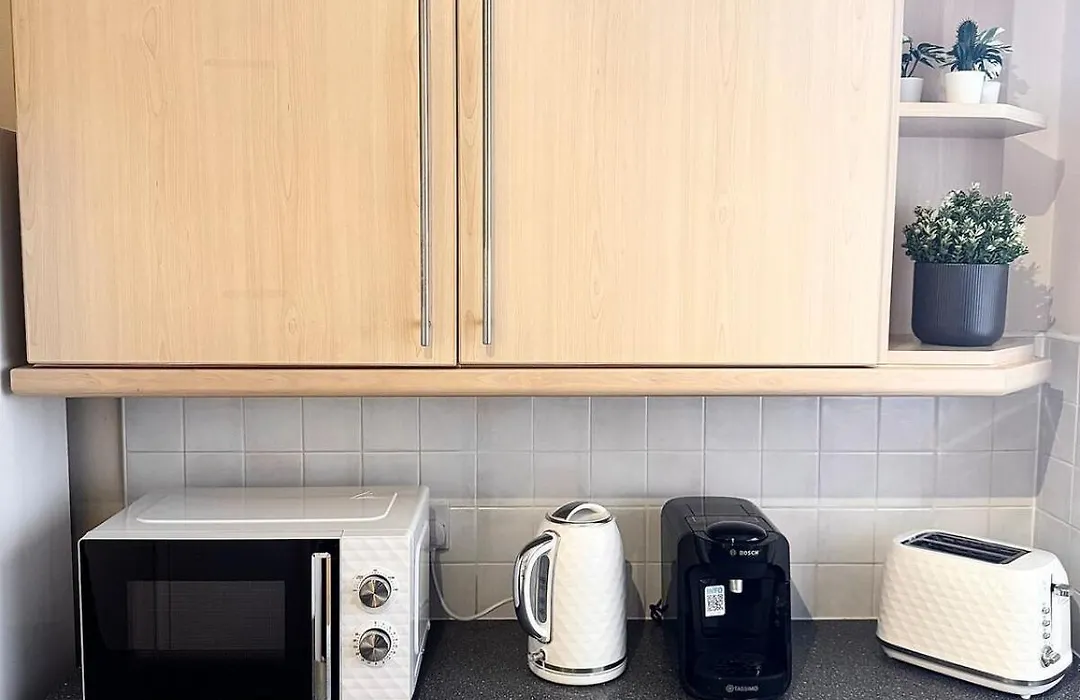 Stylish 1-Br Apartment Perfect For 4-1