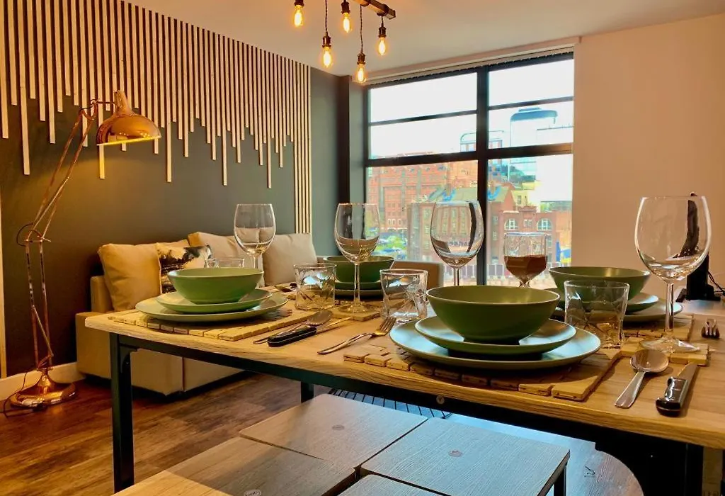 Birmingham City Centre Penthouse - B31Bj-1