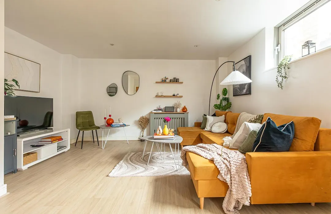 The Viva Apartments 2Bd Luxe Garden-1