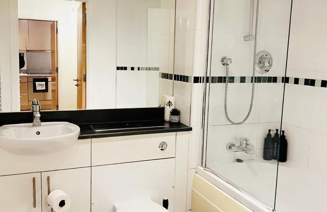 Birmingham City Centre Apartment-1