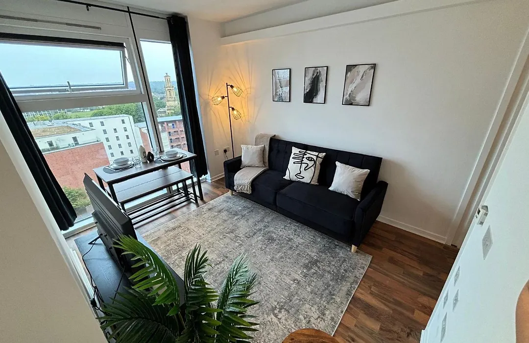 B1 Deluxe Suite-1