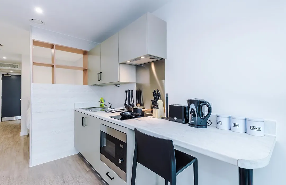 Valore Living Birmingham Aparthotel Gym, Cinema & Coworking-1