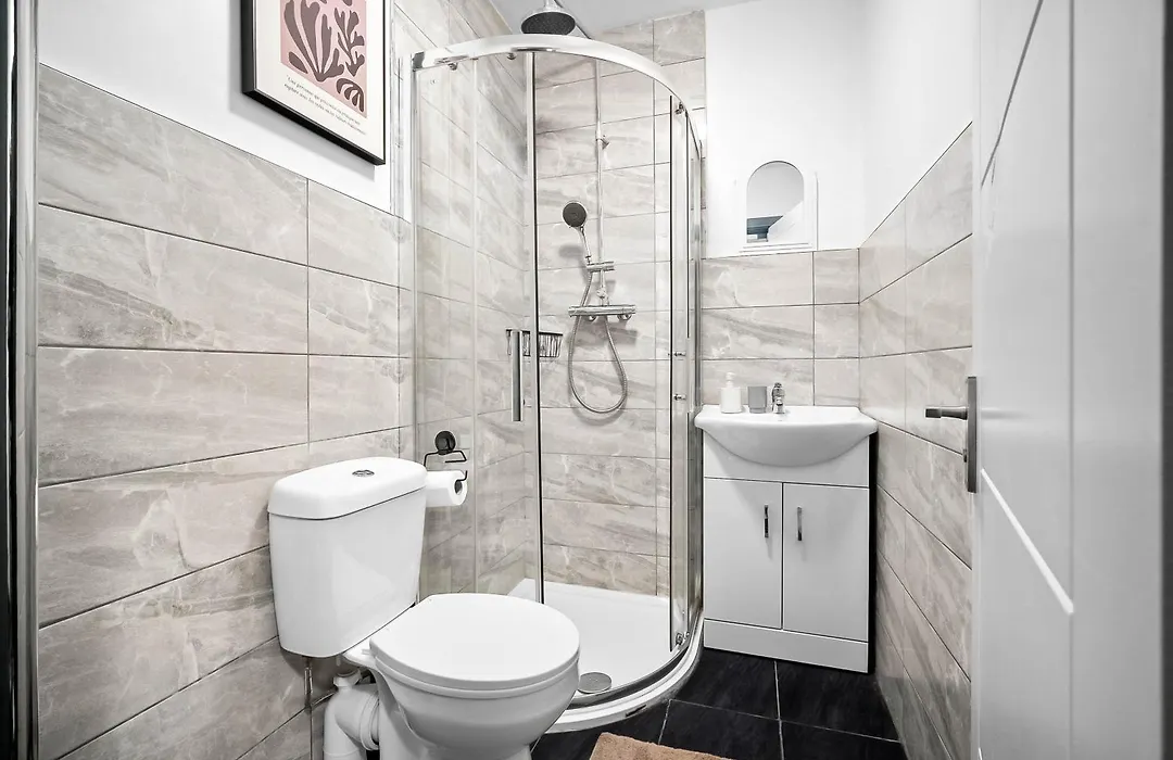 Cosy 1-Bed Apt - Prime Bham Location, Free Parking-1