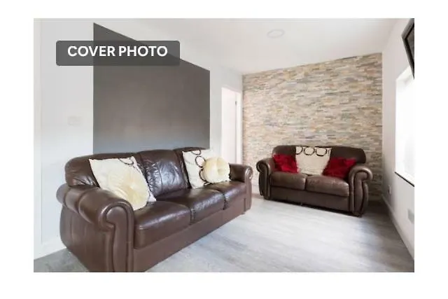 Treetops Flat3 Hall Green B28-1