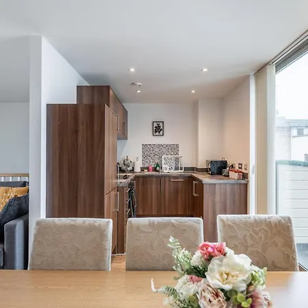 Ajy Birmingham City Centre Viva Apartment-2