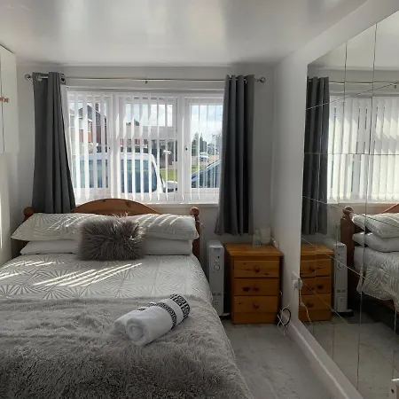 Dream Ensuite Rooms-3