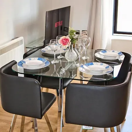 Lovely 1 Bedroom Apartment - Bham City Centre-3