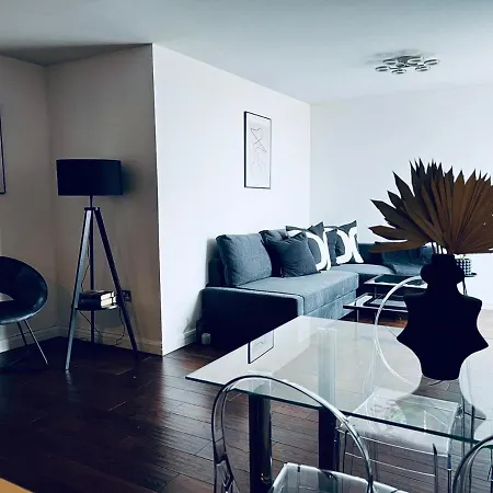 2 Bedroom Penthouse Birmingham-3
