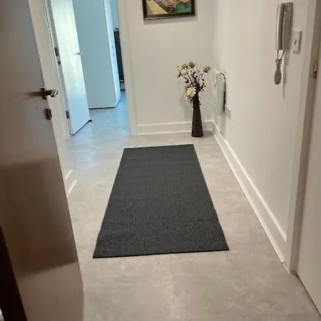 Orion Building Apartments ,Oposite Grand Central,Free Car Park-3