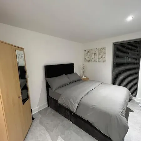 Orion Building Apartments ,Oposite Grand Central,Free Car Park-2