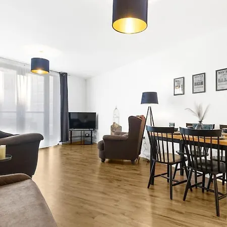 Magical - 2Bed Apartment- City Centre-Free Parking-2