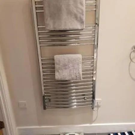 Birmingham Ruby 2-Bedroom Apartment City Centre-2
