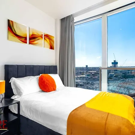Unique One Bedroom Apartment In Birmingham City Centre-3