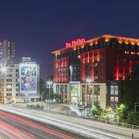 Birmingham Amethyst 3Bedroom Apartment City Centre-2