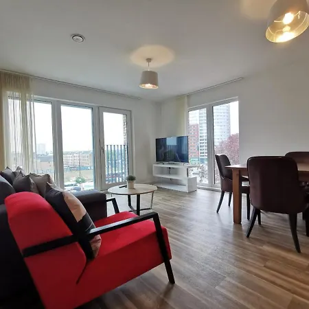 Spacious City Centre Apartments At Lexington Gardens By Hf Group-2