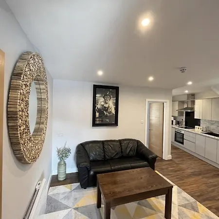 Moseley Village Apartments-2