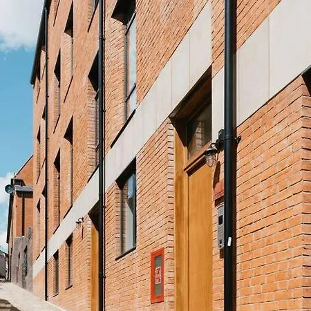 Pacific Suite - Wyndale Living- Bham Jq Lux 2 Br-3