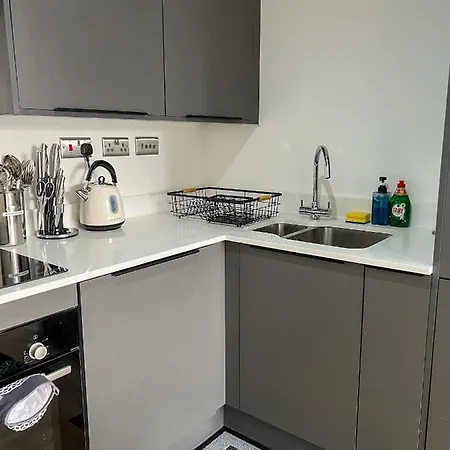 Elmardi Residence -Central 2-Bed Apartment, 10-Min Walk To City Centre-2
