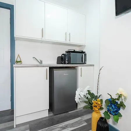 Sky Rooms One Bedroom Modern Studio Apartment 8-3