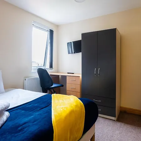 Private Rooms With Private Bathrooms In Selly Oak Birmingham-2